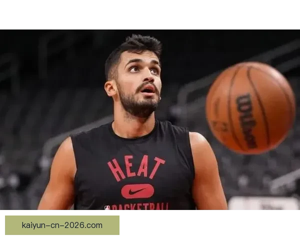 勇士与尤尔特塞文续签第二份10天短约 展现出色表现获得认可 勇士与尤尔特塞文续签第二份10天短约 展现出色表现获得认可